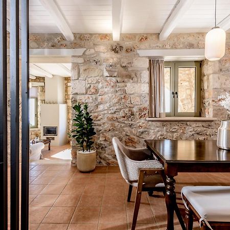 Gagouinos Cottage Koríthion エクステリア 写真