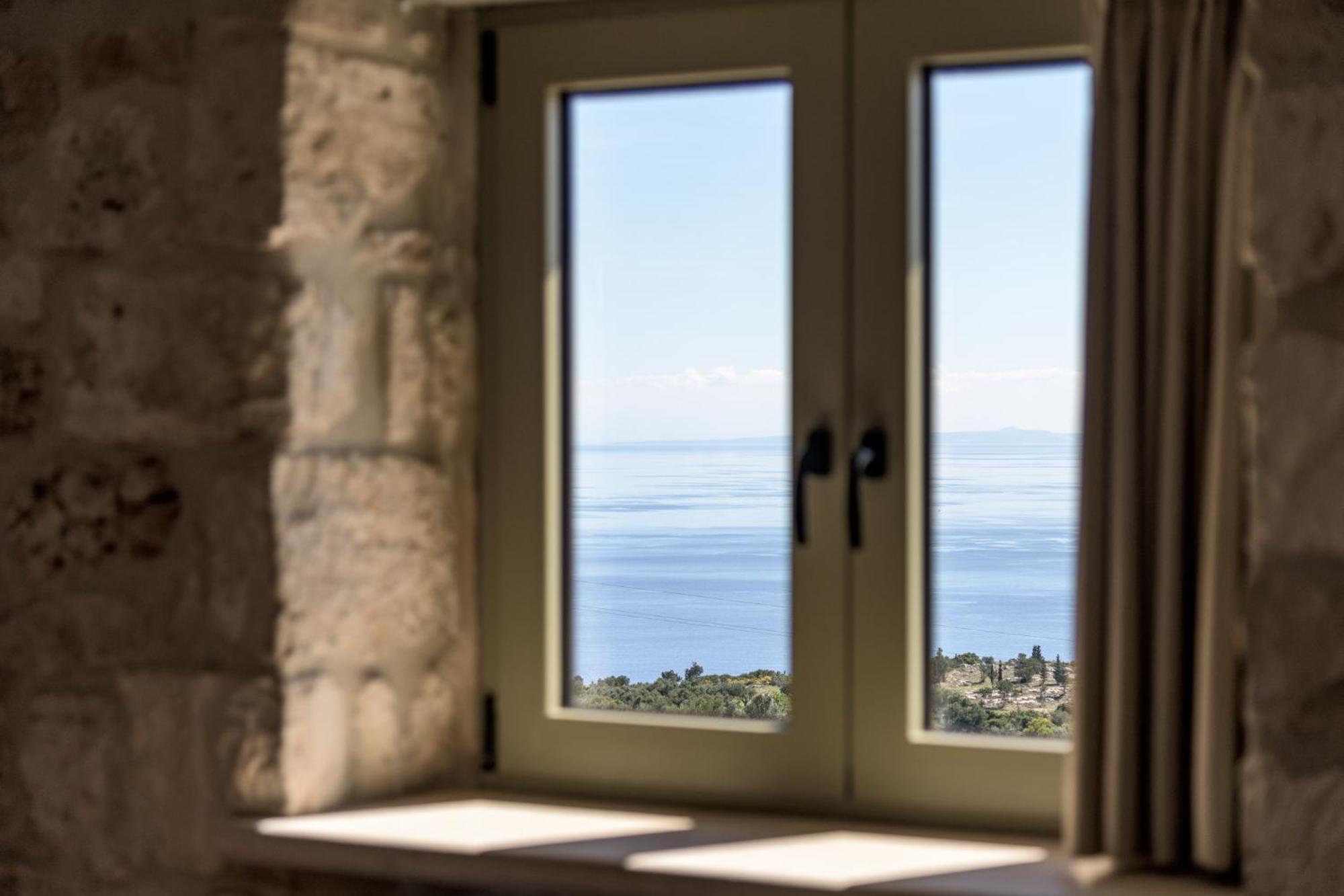 Gagouinos Cottage Koríthion エクステリア 写真